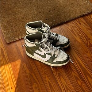 Nike High-Top Sneakers - Green and White